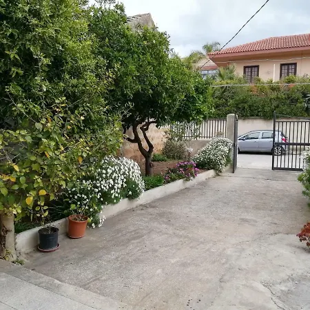Casa Margherita Airport Birgi Tatil Evi Guarrato