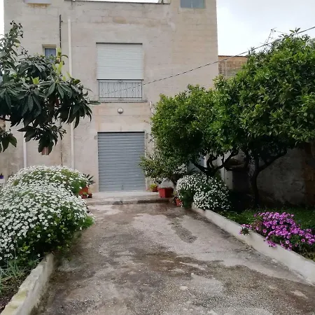 Casa Margherita Airport Birgi Tatil Evi Guarrato