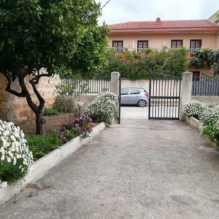 Casa Margherita Airport Birgi Tatil Evi *